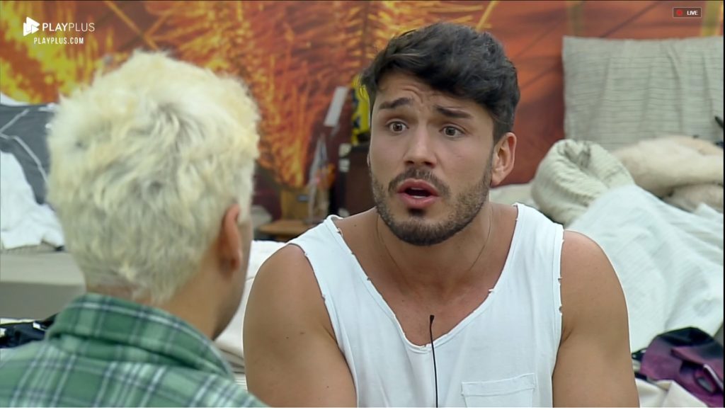 Lucas em A Fazenda 11