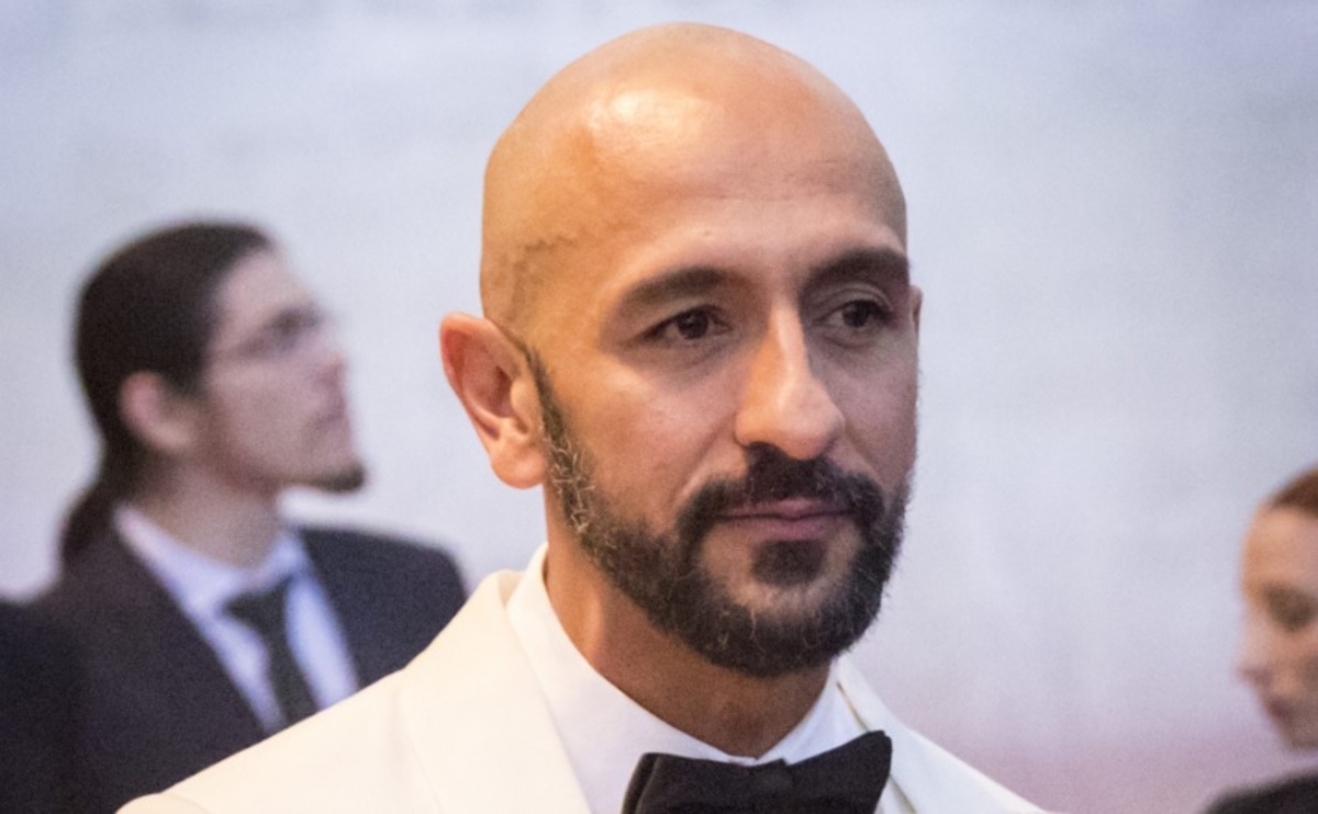Álvaro (Irandhir Santos) de Amor de Mãe