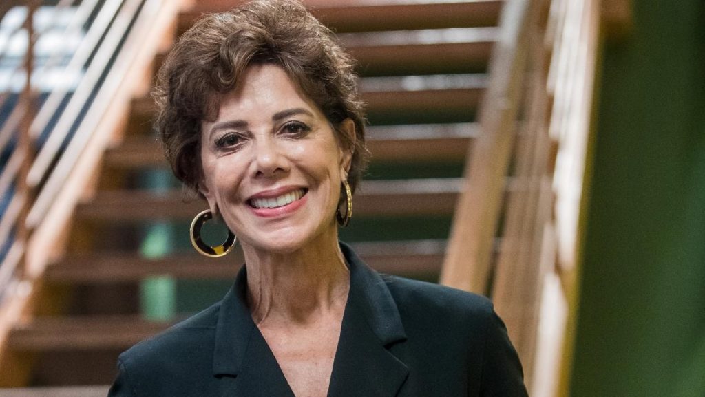 Ângela Vieira como Vera em Bom Sucesso