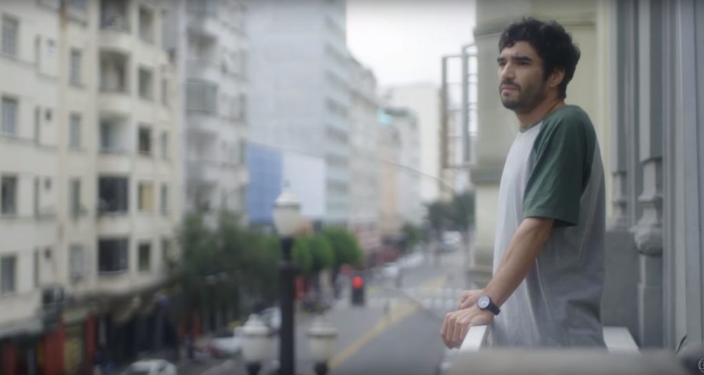 Caio Blat em cena de Segunda Chamada (Reprodução: TV Globo)
