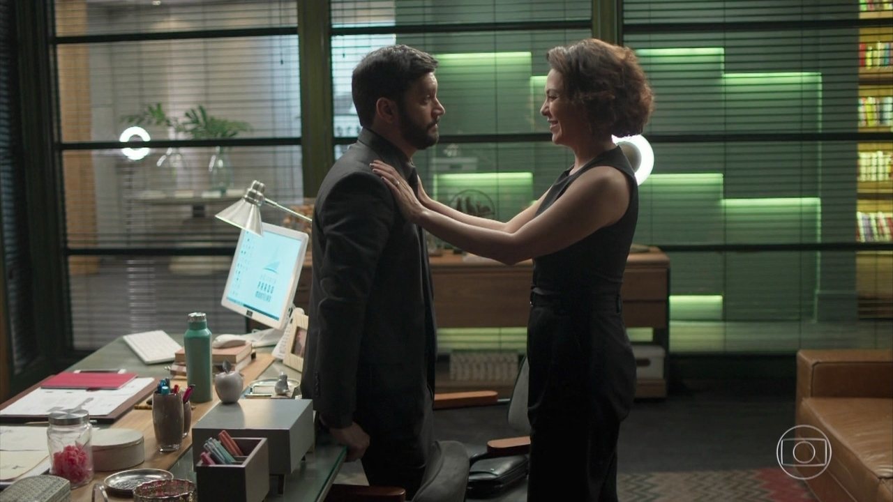 Diogo (Armando Babaioff) e Nana (Fabiula Nascimento) em Bom Sucesso
