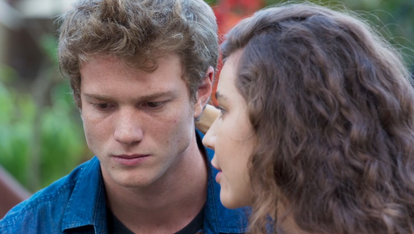 Filipe (Pedro Novaes) e Rita (Alanis Guillen) em Malhação