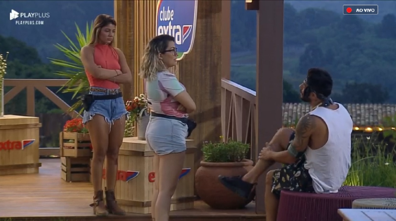 Hariany, Thayse e Diego em A Fazenda 11