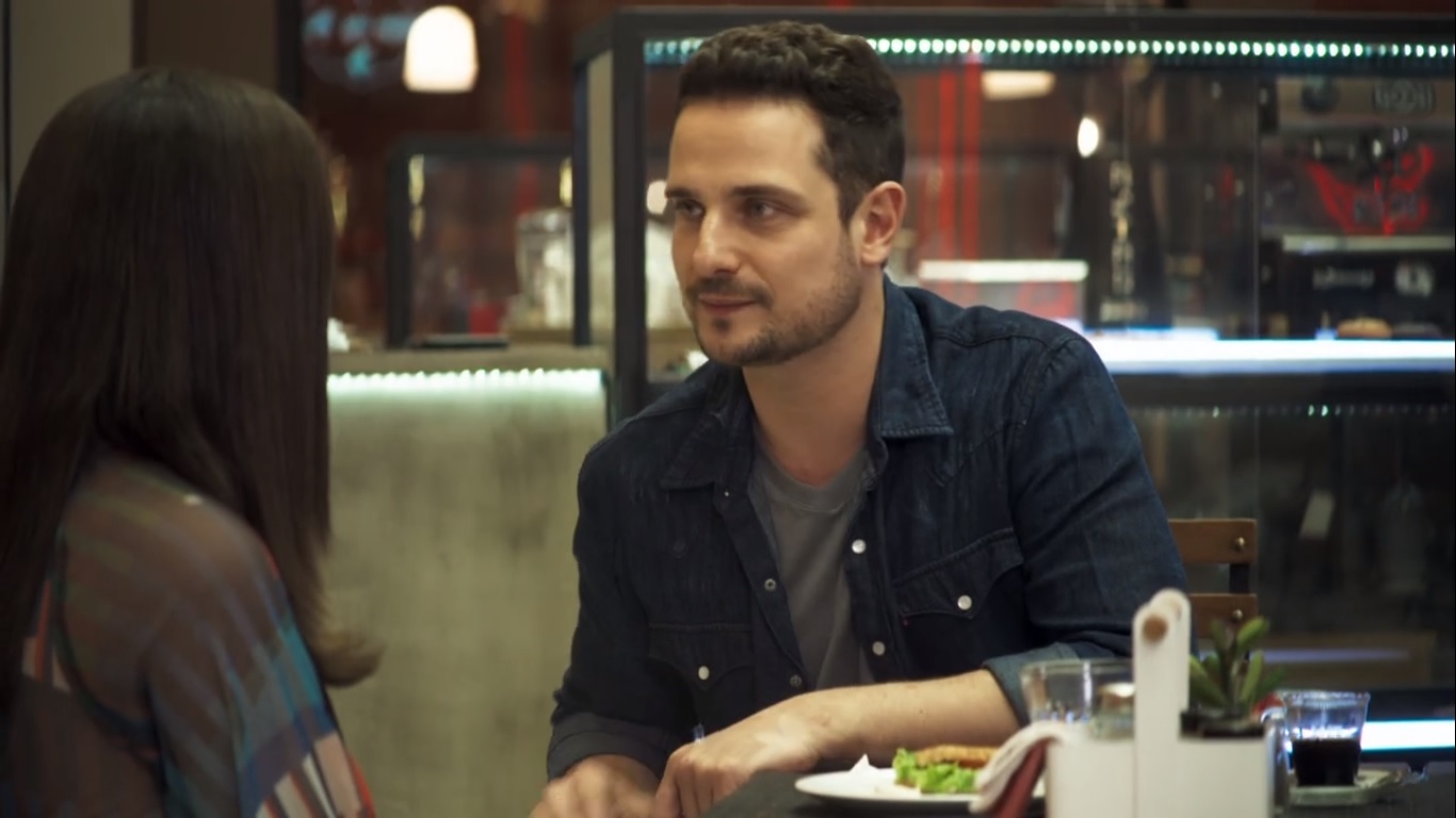 Lauro (Ricardo Monastero) e Cássia (Mel Maia) de A Dona do Pedaço