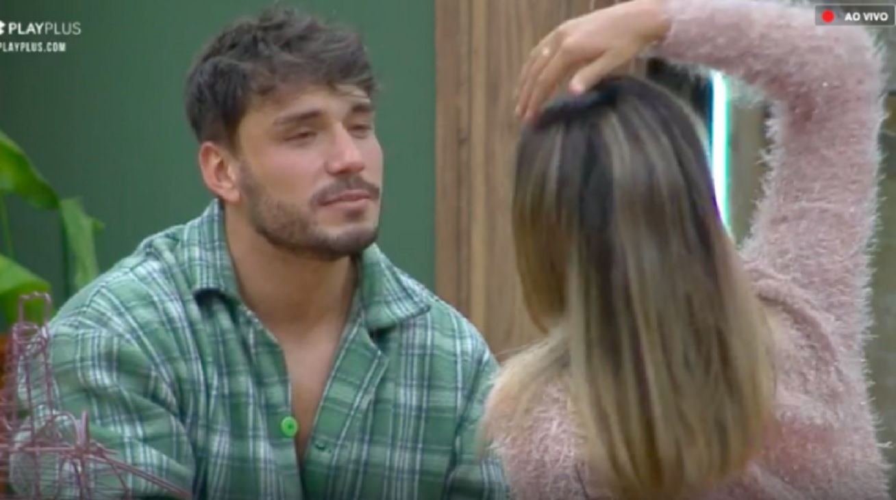Lucas e Hariany em A Fazenda 11