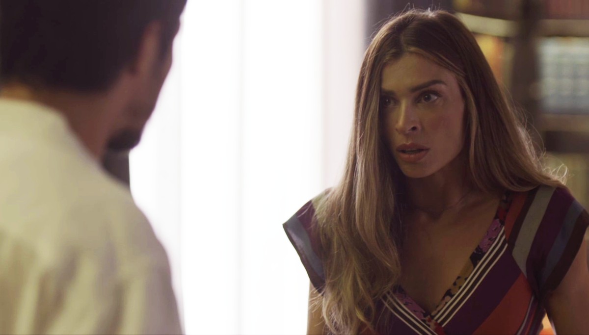 Marcos (Rômulo Estrela) e Paloma (Grazi Massafera) em Bom Sucesso