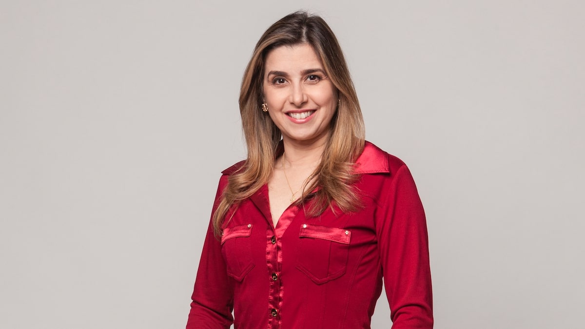 Mylena Ciribelli, apresentadora do Esporte Fantástico, único programa esportivo da Record TV (Divulgação/Record TV)