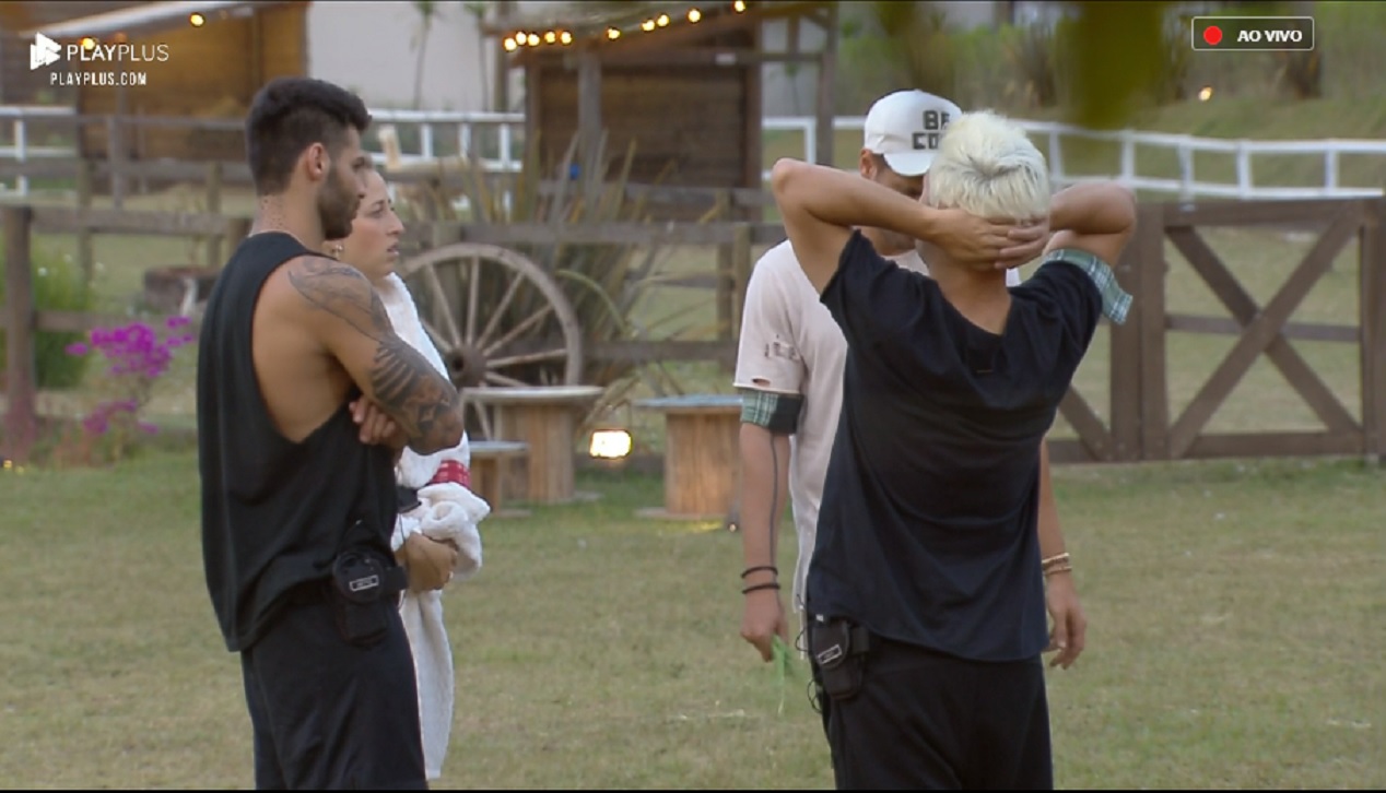 Netto, Bifão, Guilherme e Viny em A Fazenda 11
