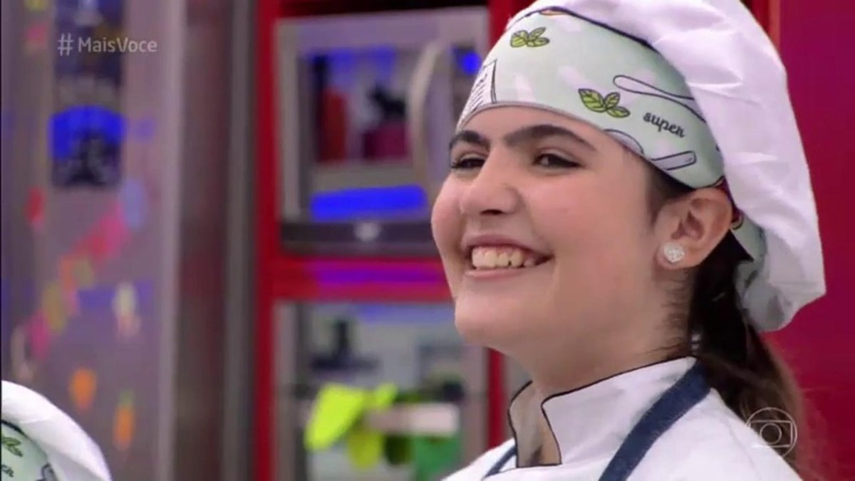 Raphaela Alvitos vence o Super Chefinhos, do Mais Você