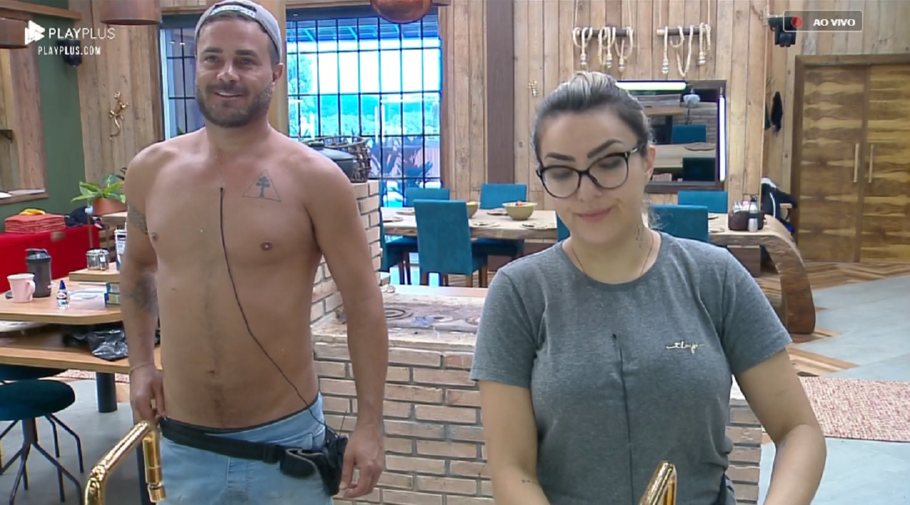 Rodrigo e Thayse em A Fazenda 11