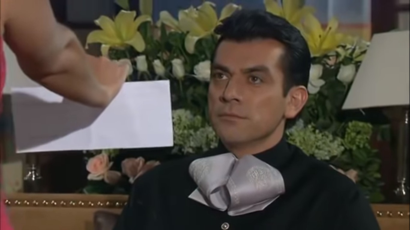 Jorge Salinas como Rogério Monteiro em A Que Não Podia Amar (Reprodução / YouTube)