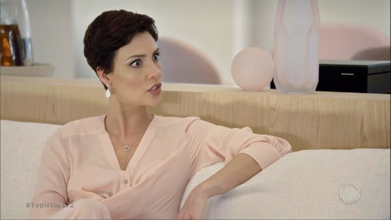 Sophia (Camila Rodrigues) em Topíssima