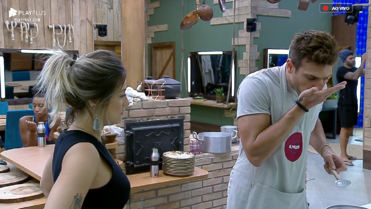 Tati e Guilherme em A Fazenda 11