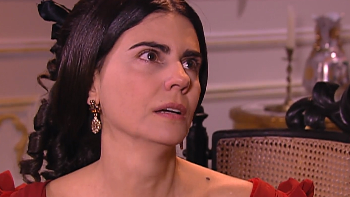 Tomásia (Mayara Magri) em A Escrava Isaura
