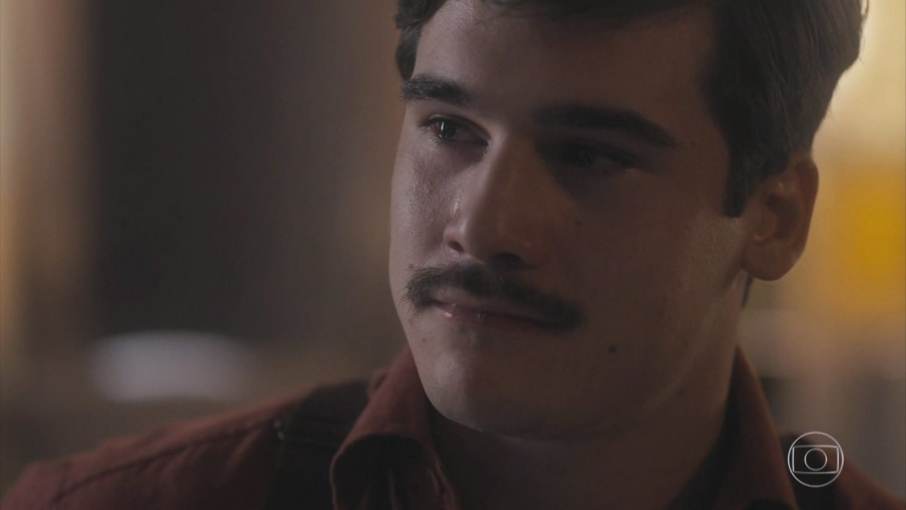 Alfredo (Nicolas Prattes) em Éramos Seis