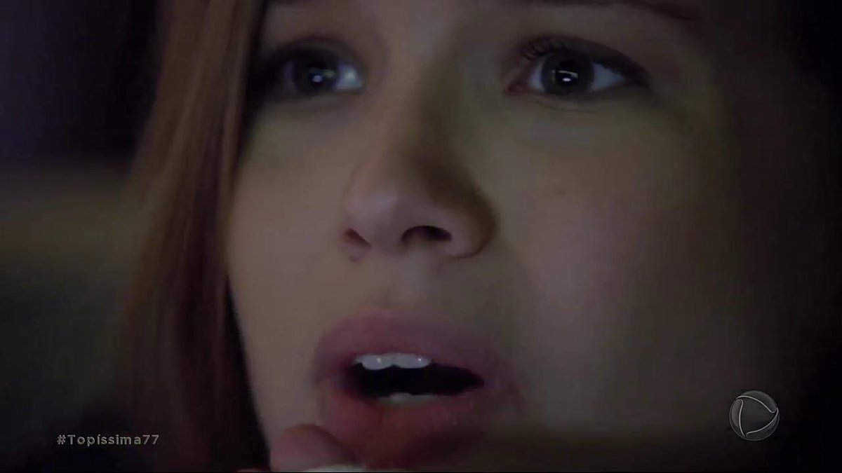 Andrea (Letícia Peroni) em Topíssima