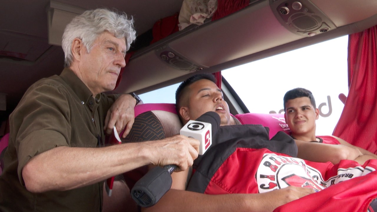 Caco Barcellos acompanha torcedores do Flamengo rumo a Lima, cidade que recebeu a final da Libertadores.