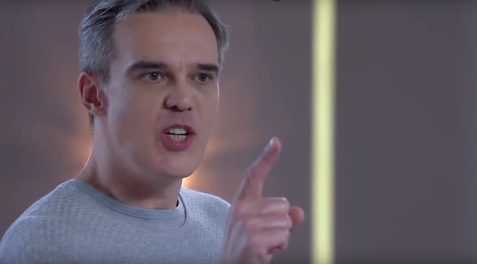 OTTO e confrontado por Durval (Reprodução: SBT)