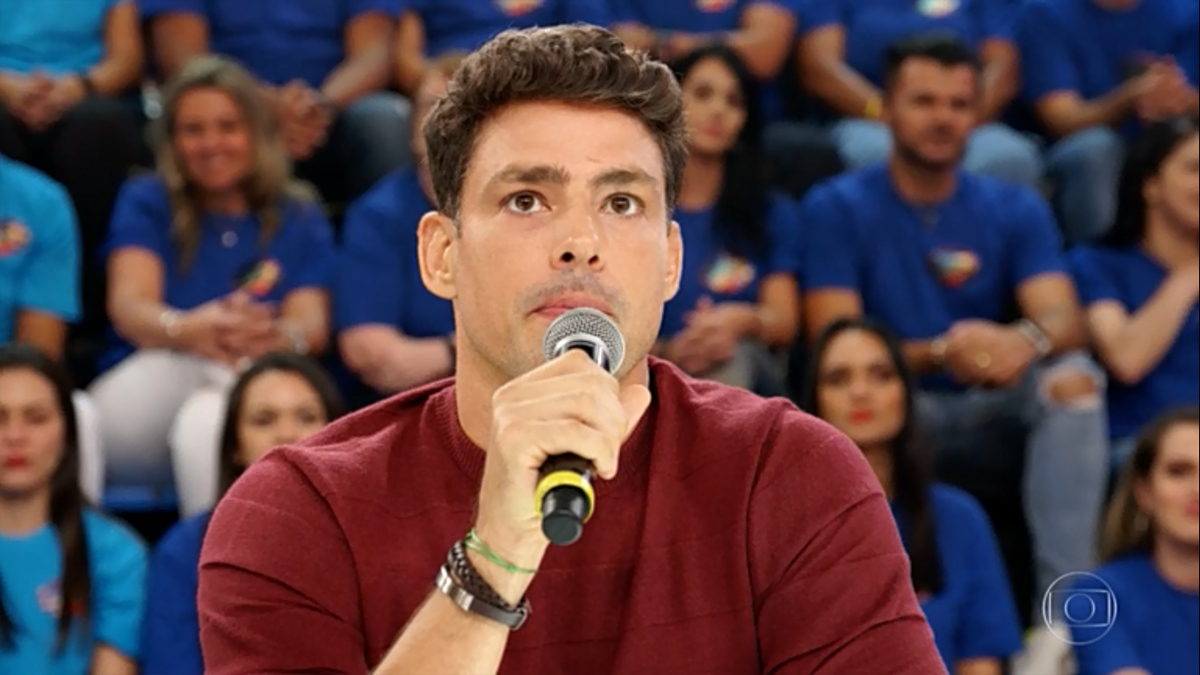 Cauã Reymond no Domingão do Faustão