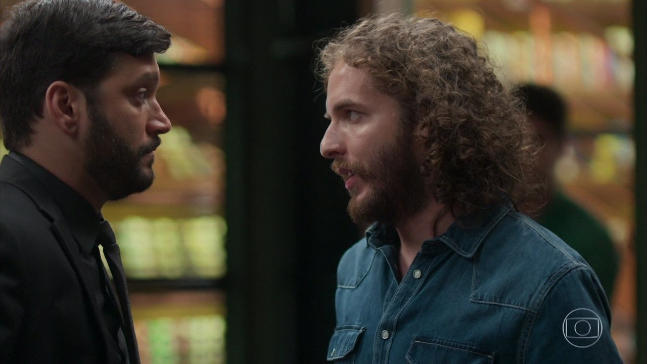 Diogo (Armando Babaioff) e Fábio (Edu Coutinho) em Bom Sucesso