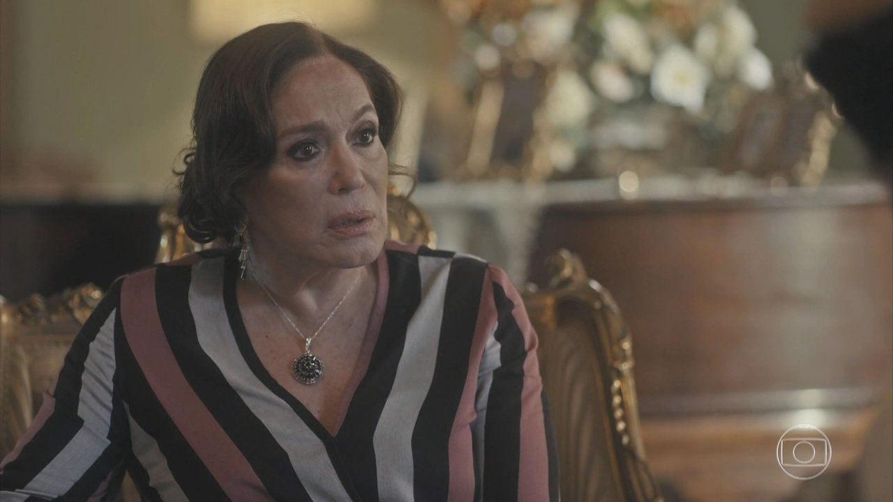 Emília (Susana Vieira) em Éramos Seis