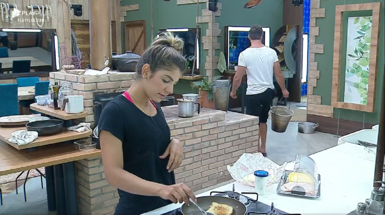 Hariany Almeida em A Fazenda 11