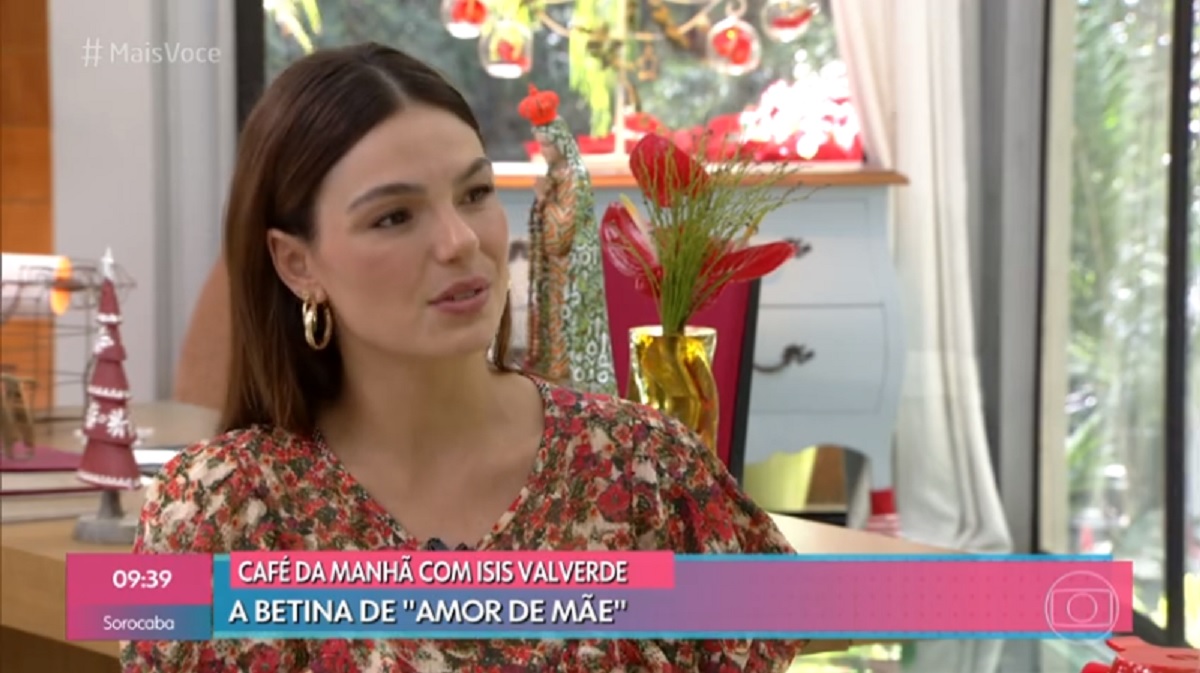 Isis Valverde, no Mais Você