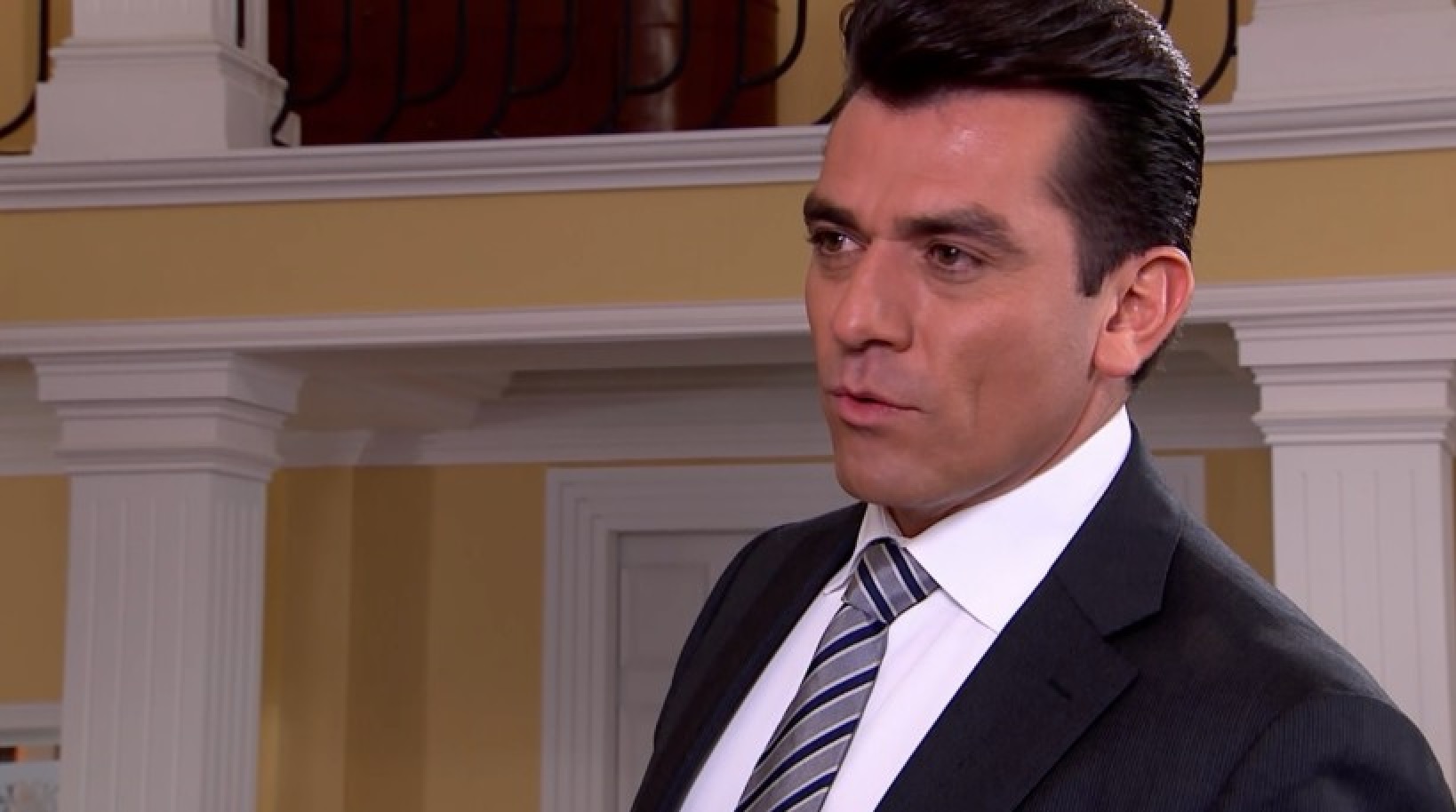 Jorge Salinas como Fernando em Meu Coração é Teu (Reprodução / Univisión)