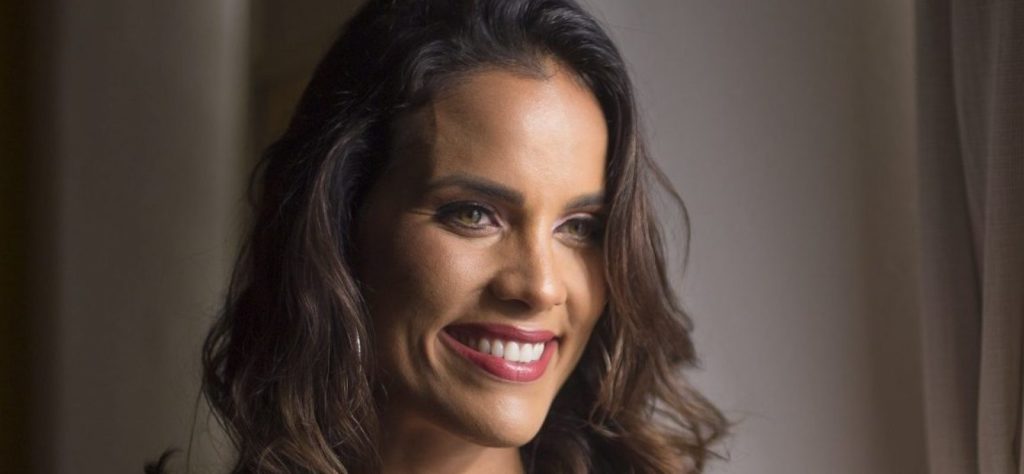 Ju Moraes: cantora ex-The Voice Brasil é contratada pela Band (Divulgação)
