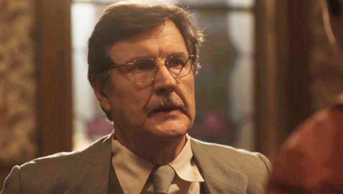 Júlio (Antonio Calloni) em Éramos Seis