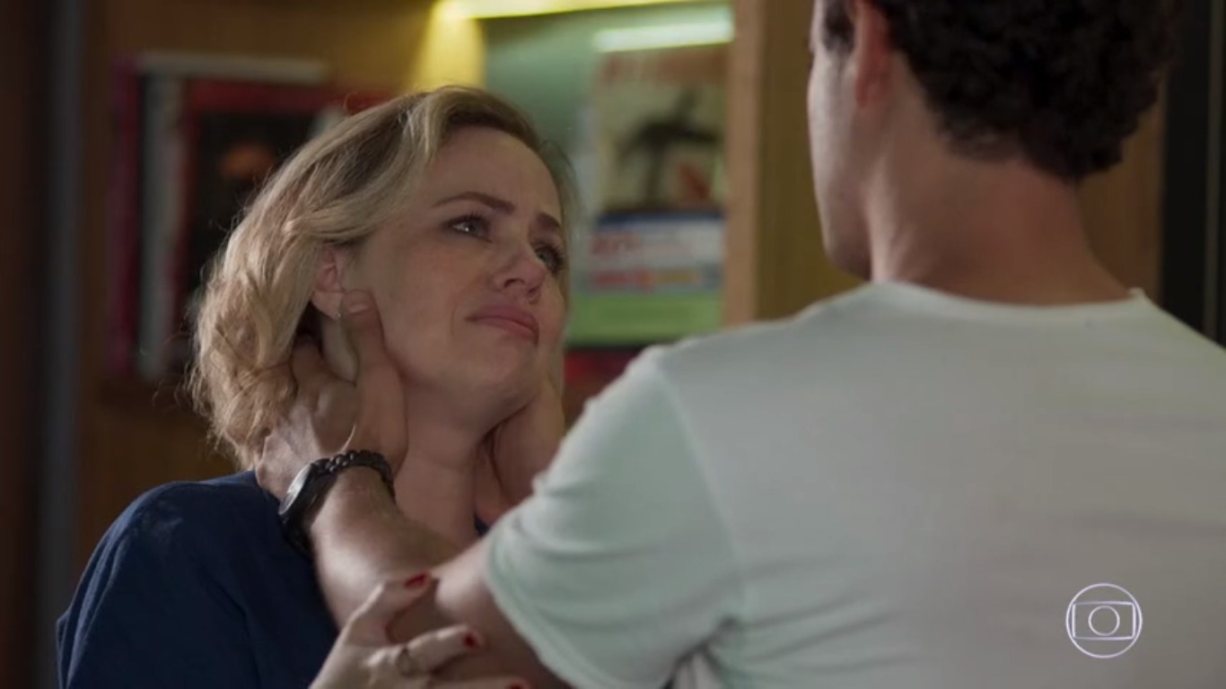Karine Teles e Pedro Alves como Regina e Guga em Malhação: Toda Forma de Amar (Reprodução / GloboPlay)