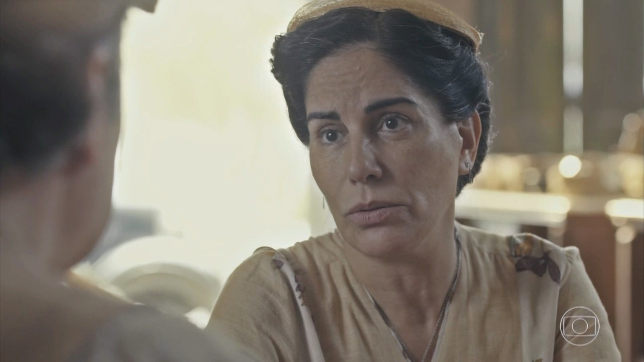 Lola (Gloria Pires) em Éramos Seis