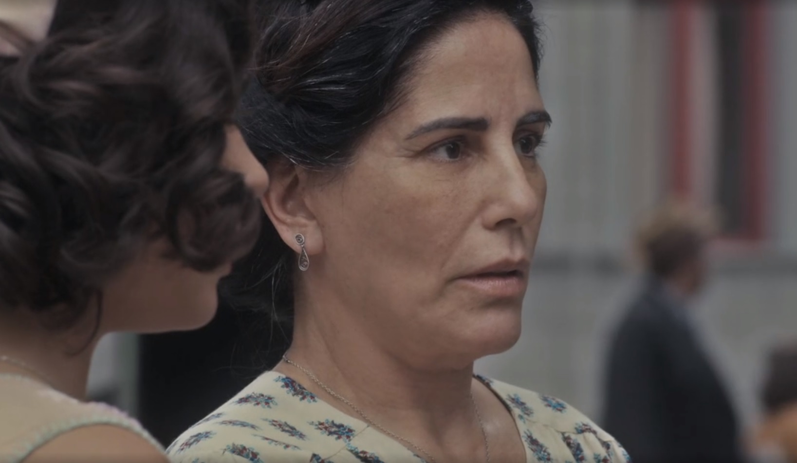 Lola mente mais uma vez a Júlio (Reprodução: Globoplay)