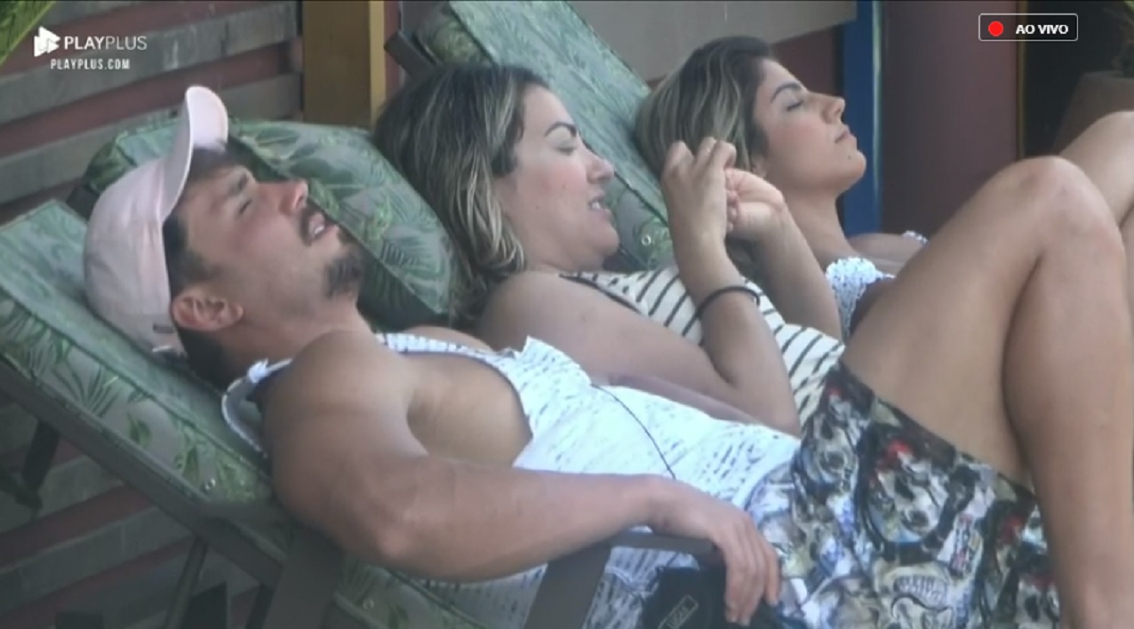 Lucas, Thayse e Hariany em A Fazenda 11