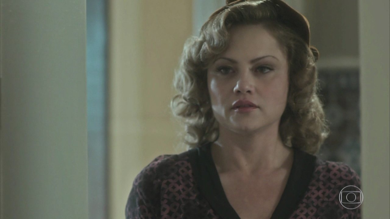 Marion (Ellen Rocche) em Éramos Seis