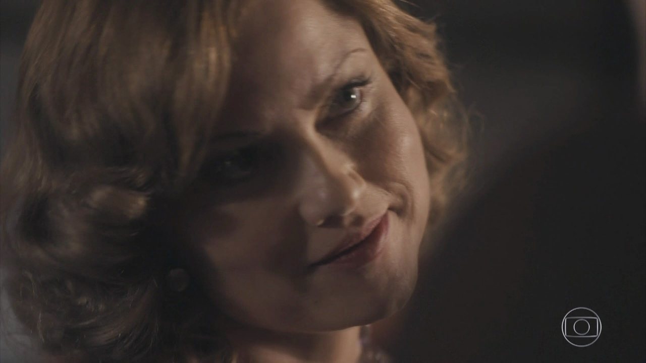 Marion (Ellen Rocche) em Éramos Seis