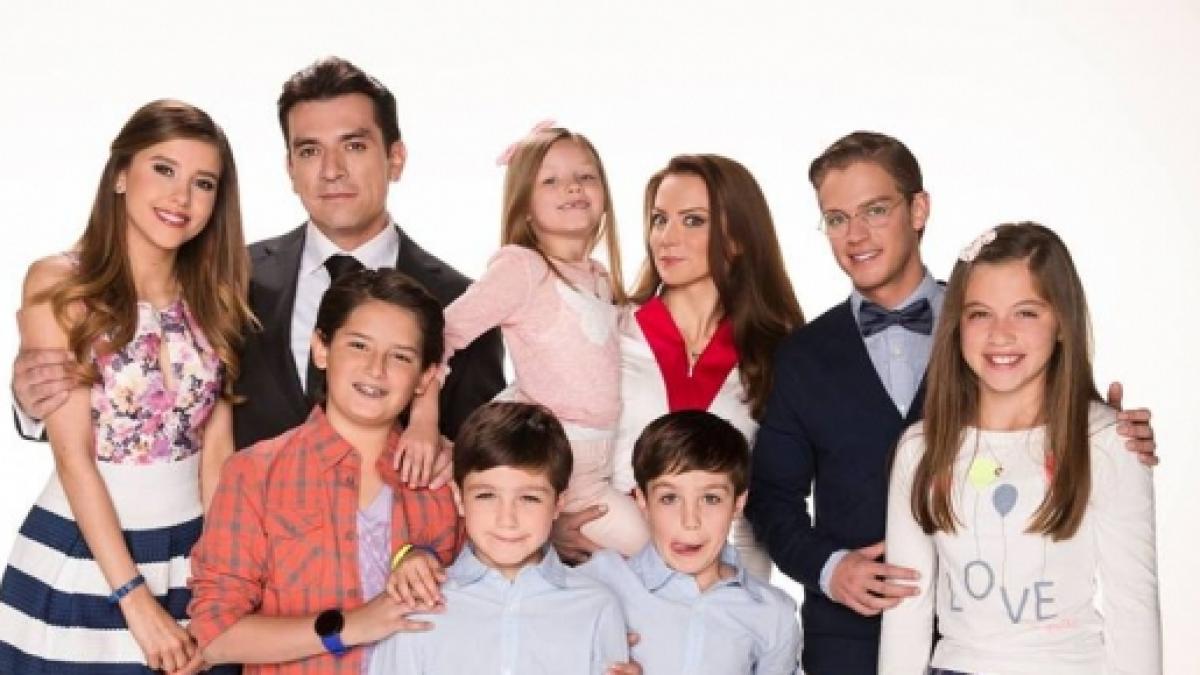 Elenco da novela Meu Coração é Teu (Divulgação / Televisa)