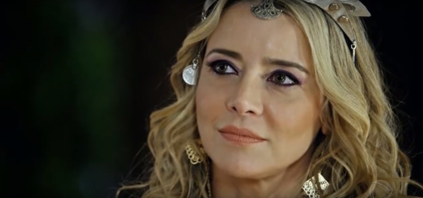 Christine Fernandes como Sammu-Ramat em O Rico e Lázaro (Divulgação / Record TV)
