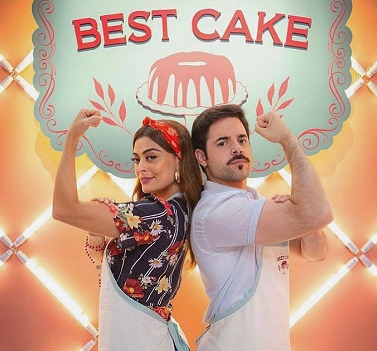 Pedro Carvalho e Juliana Paes nos bastidores de A Dona do Pedaço (Reprodução: Instagram)