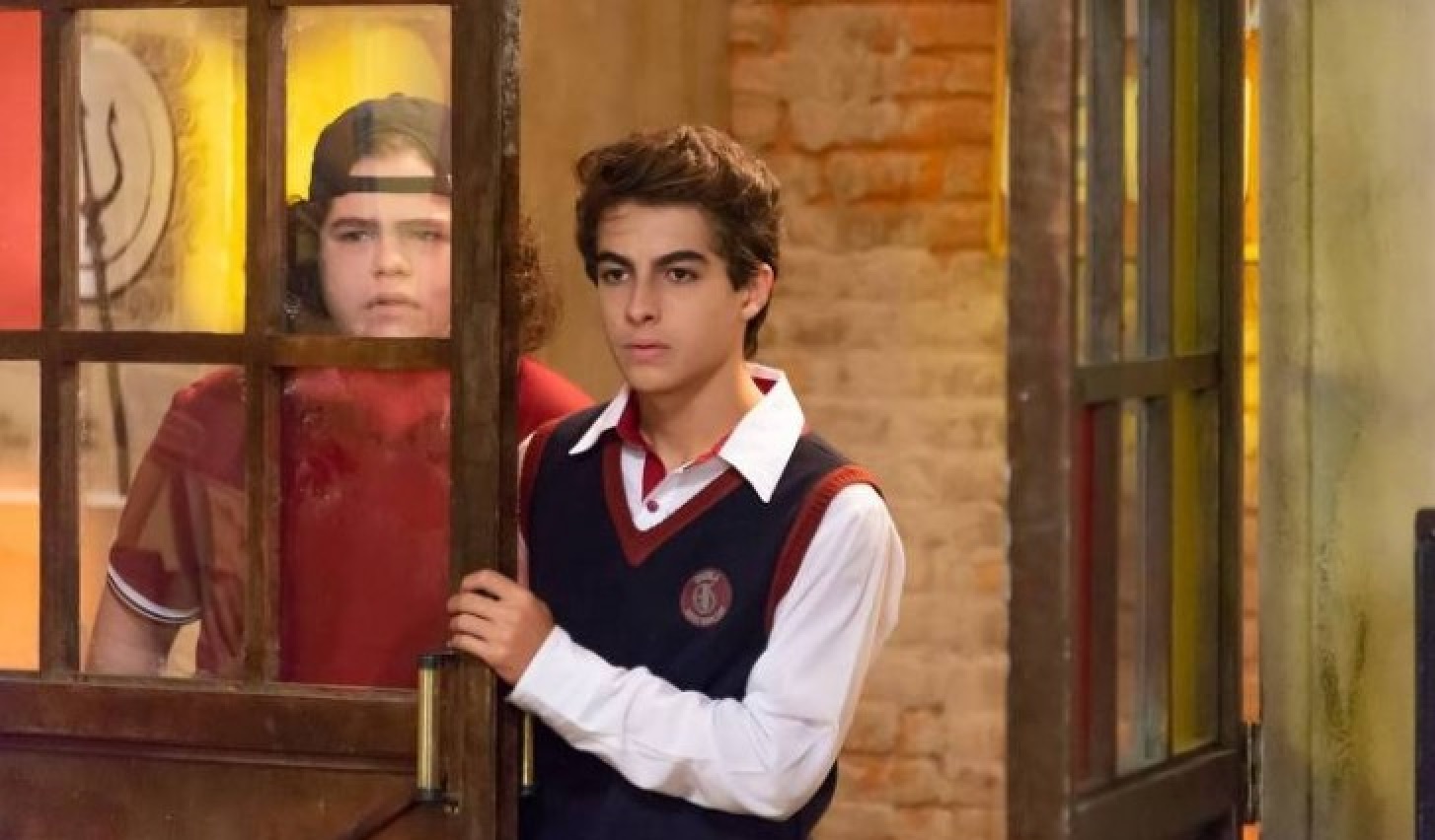 Lucas Burgatti e Henry Fiuka como Eric e Hugo em As Aventuras de Poliana (Divulgação / SBT)