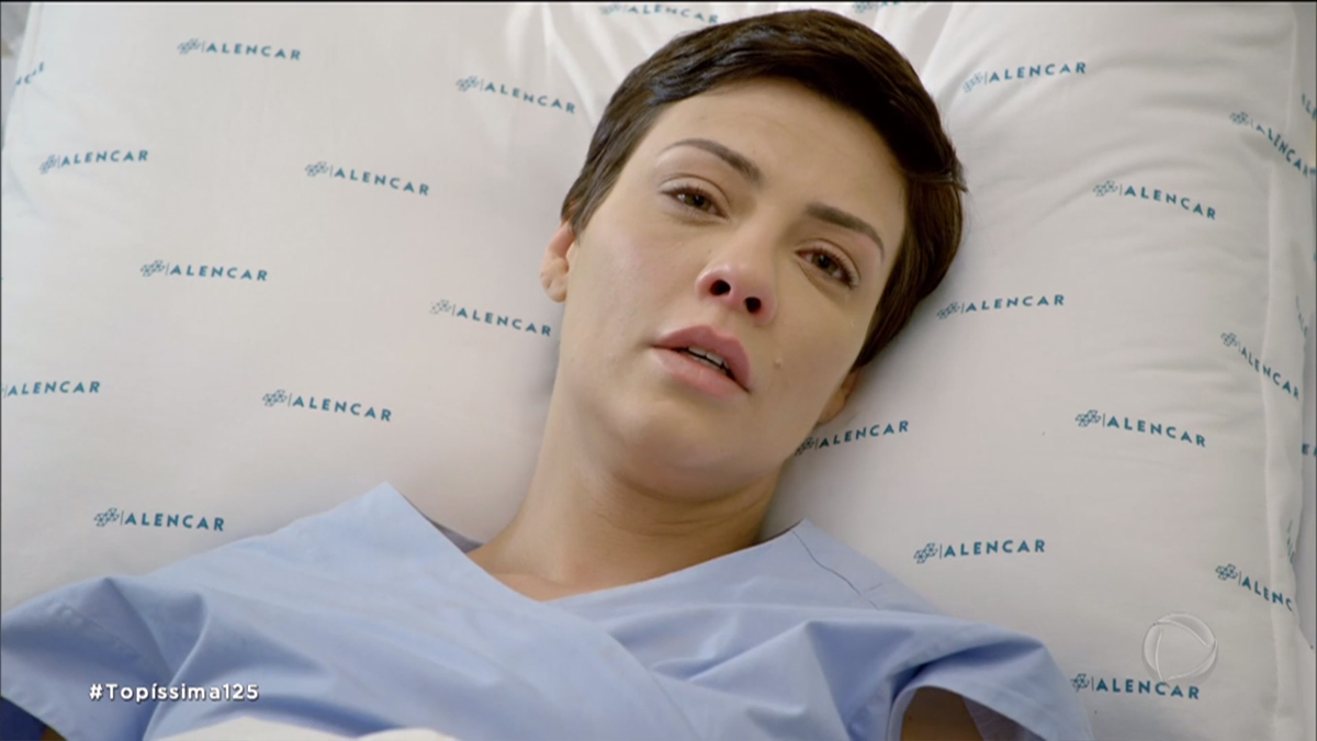 Sophia (Camila Rodrigues) em Topíssima