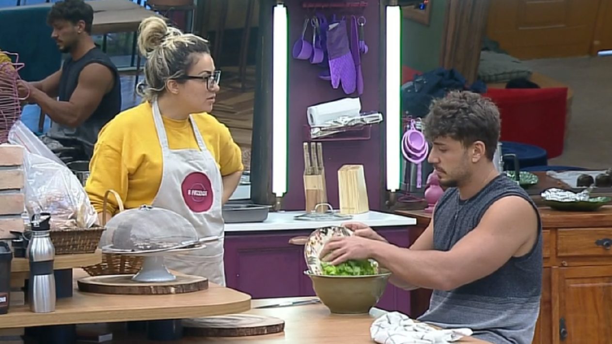 Thayse e Lucas em A Fazenda 11