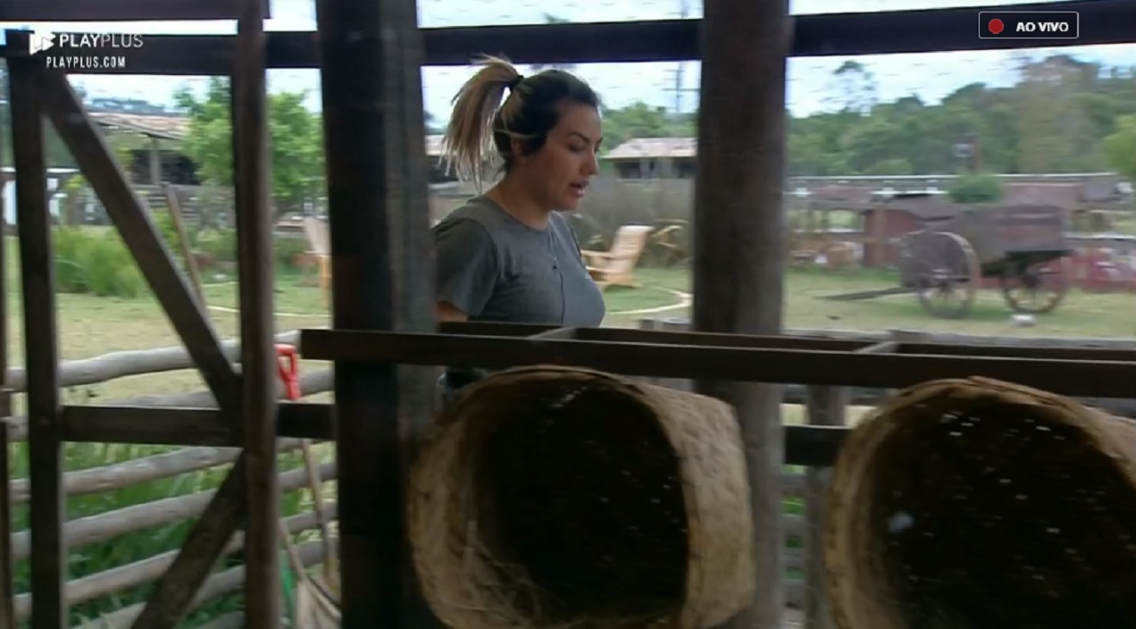 Thayse Teixeira em A Fazenda 11