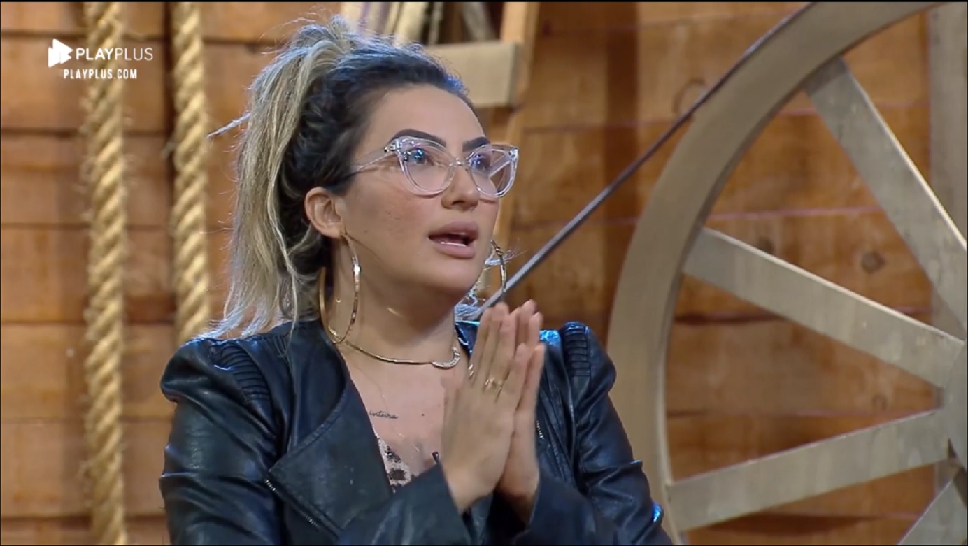 Thayse Teixeira em A Fazenda 11