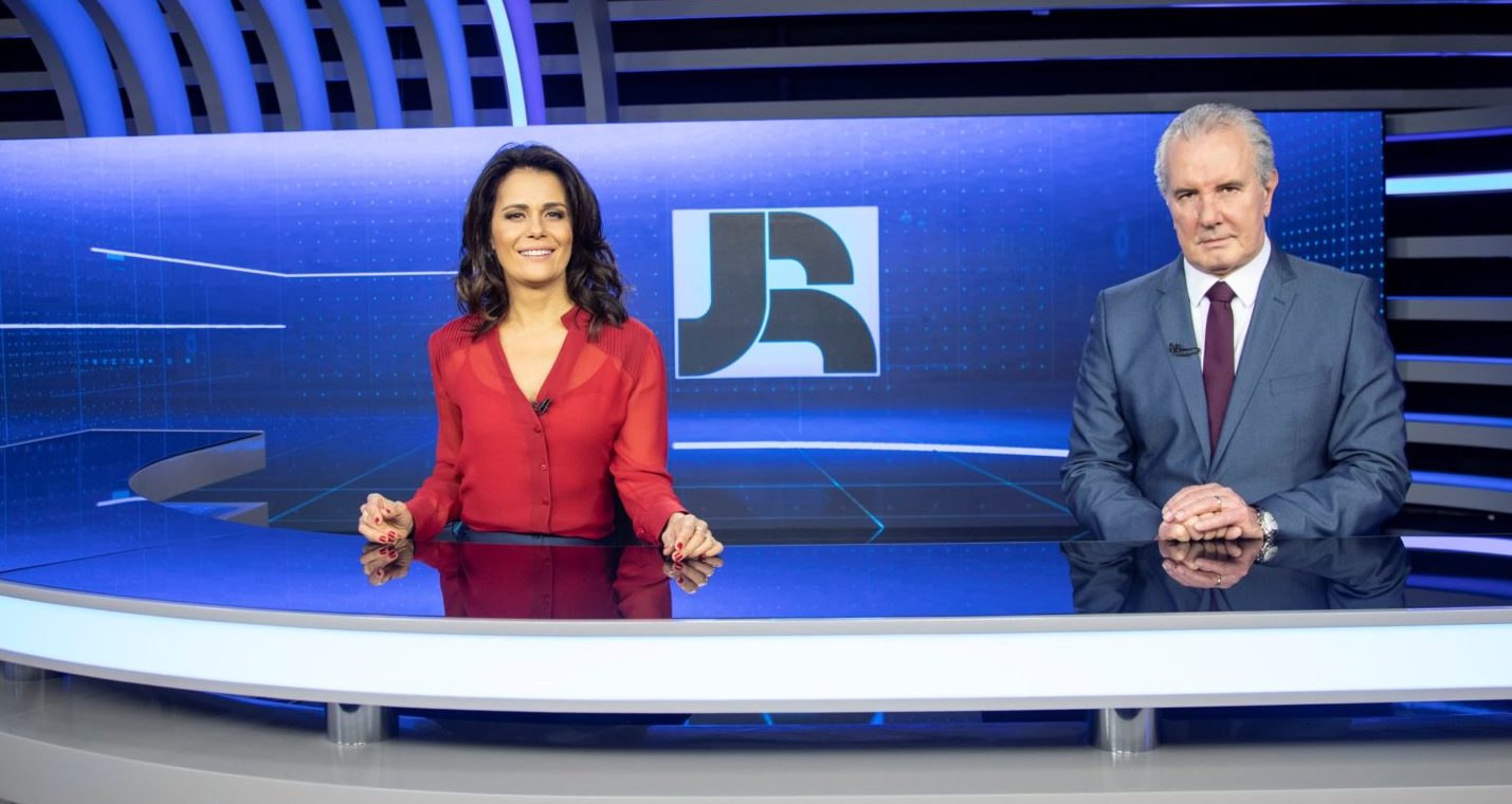 Adriana Araújo e Celso Freitas no Jornal da Record