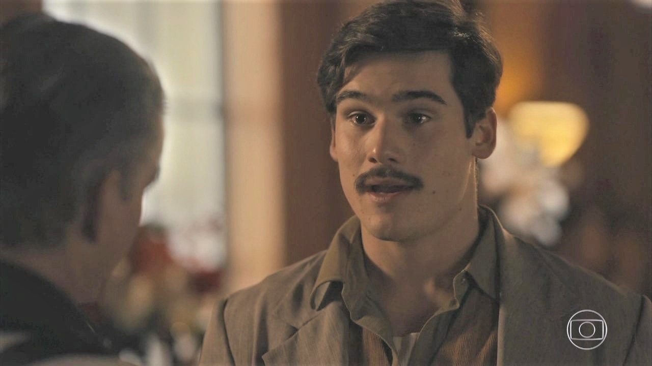 Alfredo (Nicolas Prattes) em Éramos Seis