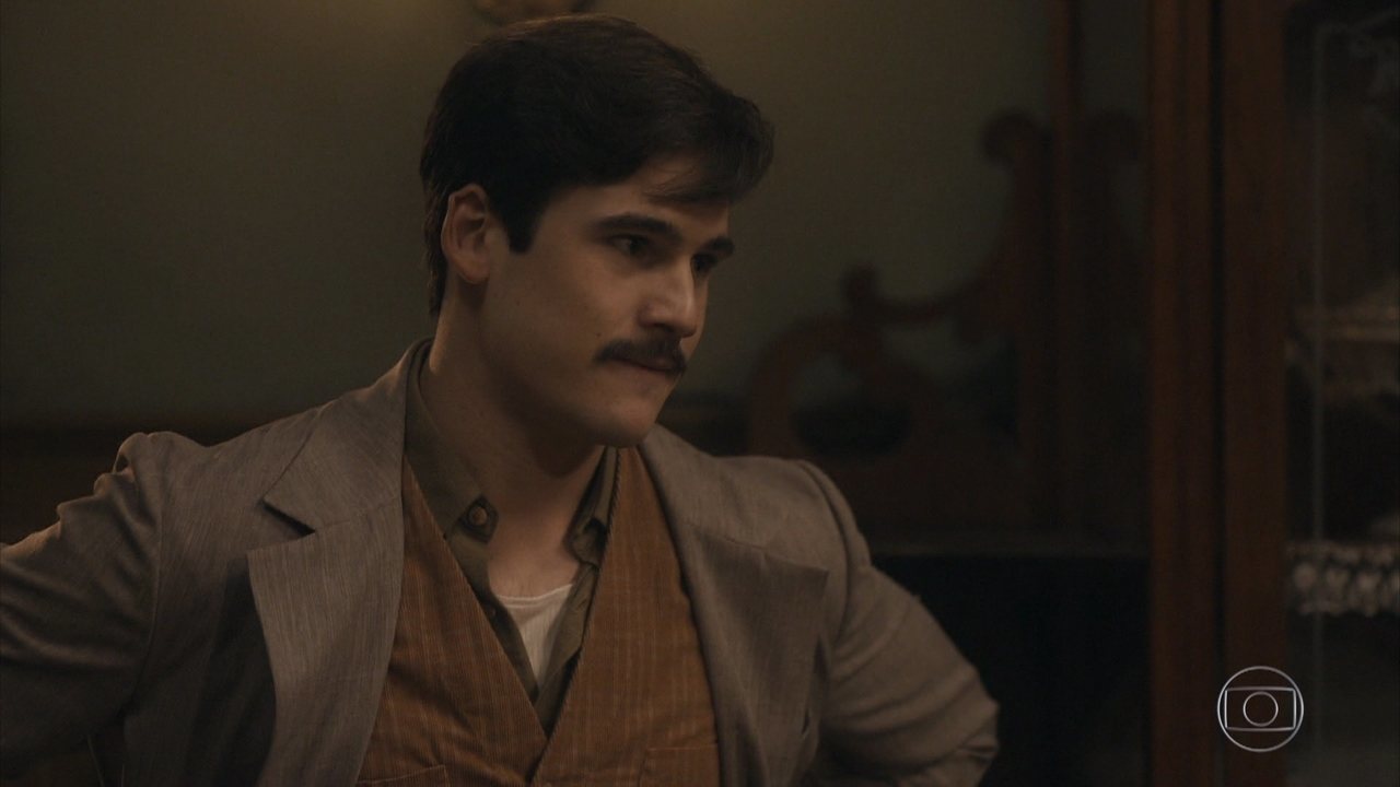 Alfredo (Nicolas Prattes) em Éramos Seis