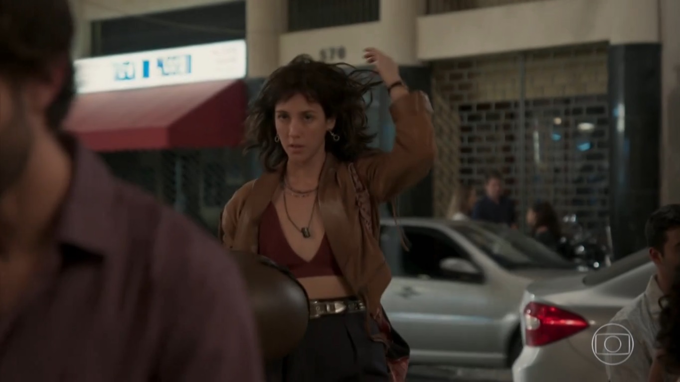 Amanda (Camila Mardila) em Amor de Mãe