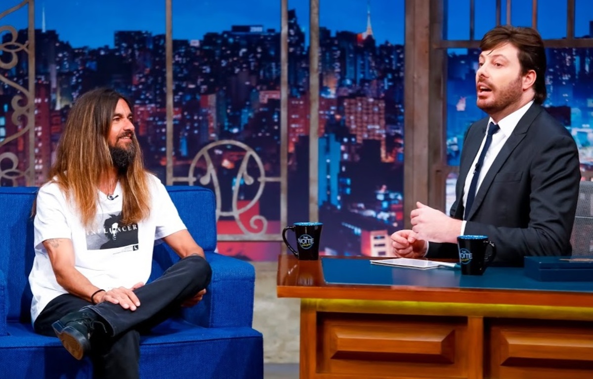 Armandinho e Danilo Gentili no The Noite
