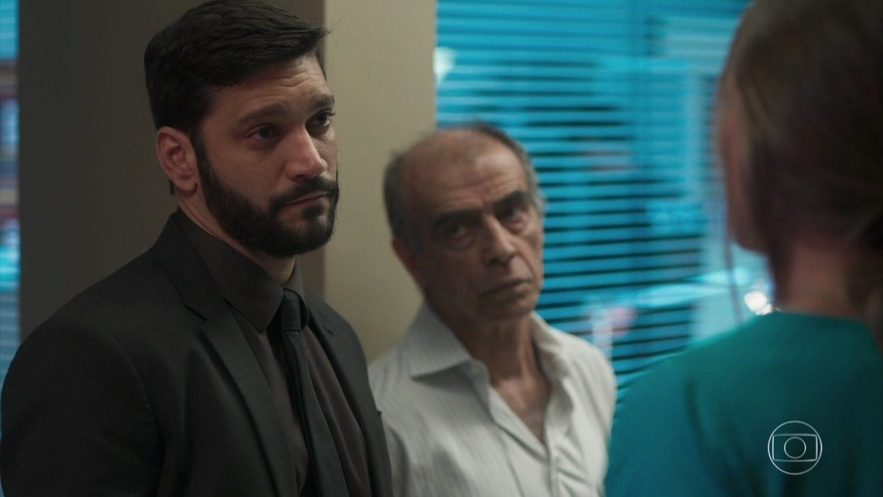 Diogo (Armando Babaioff) e Paloma (Grazi Massafera) em Bom Sucesso